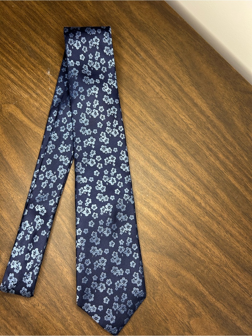 Michael Kors Navy Gray Floral 100% Silk Neck Tie